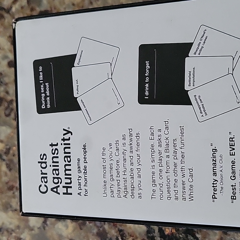 Cards Against Humanity - Picture 3 of 6